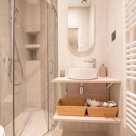 Exposition - Eiffel Tower Париж