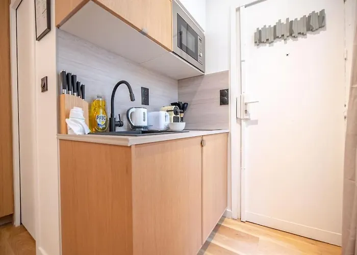 아파트 Exposition - Eiffel Tower