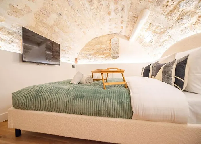 Exposition - Eiffel Tower 아파트 파리